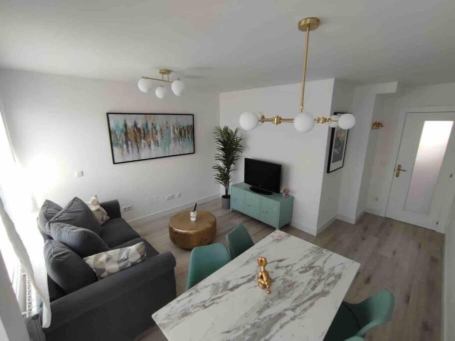 Exclusivo Apartamento Con Aparcamiento Gratuito Laredo Eksteriør billede